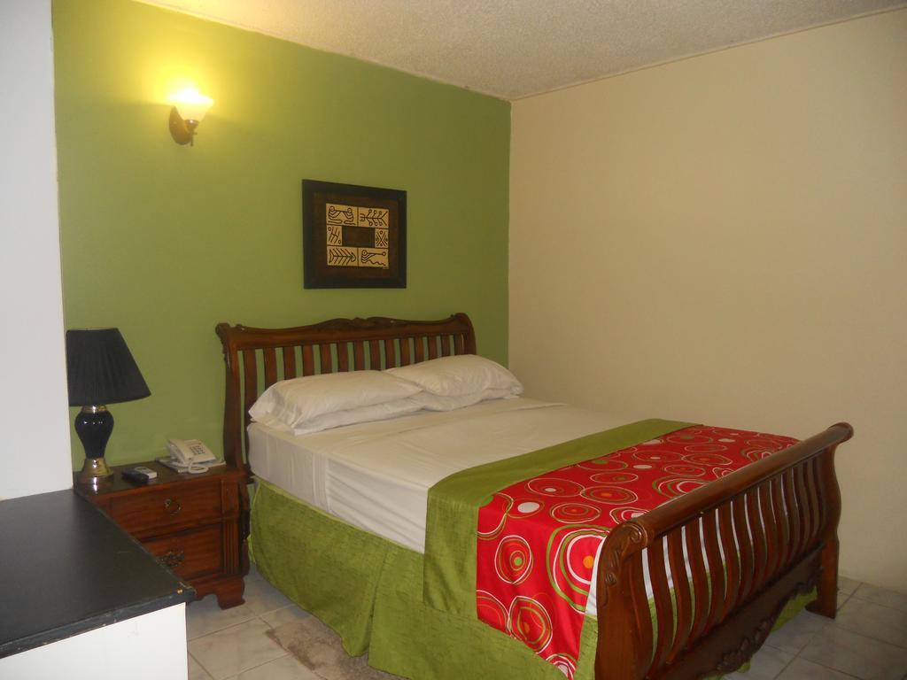 Seaview Inn Бастер Екстериор снимка